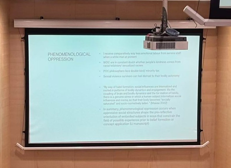 Zhixuan Li presenting at the International Social Ontology Society, Jagiellonian University, Kraków